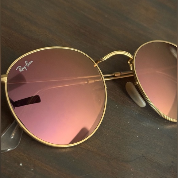 Round Ray-Ban sunglasses - Picture 1 of 8